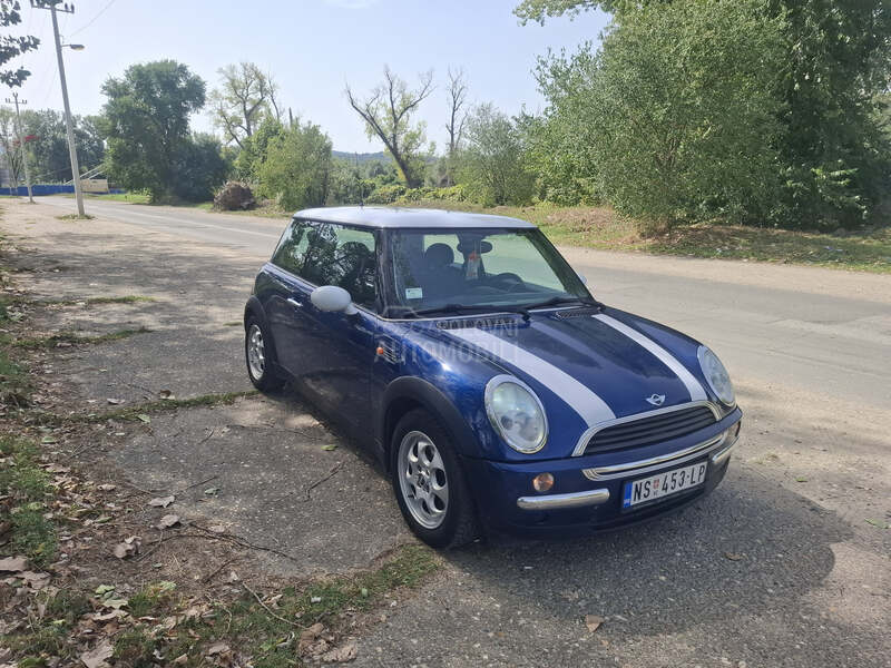 MINI Cooper 1.6 90