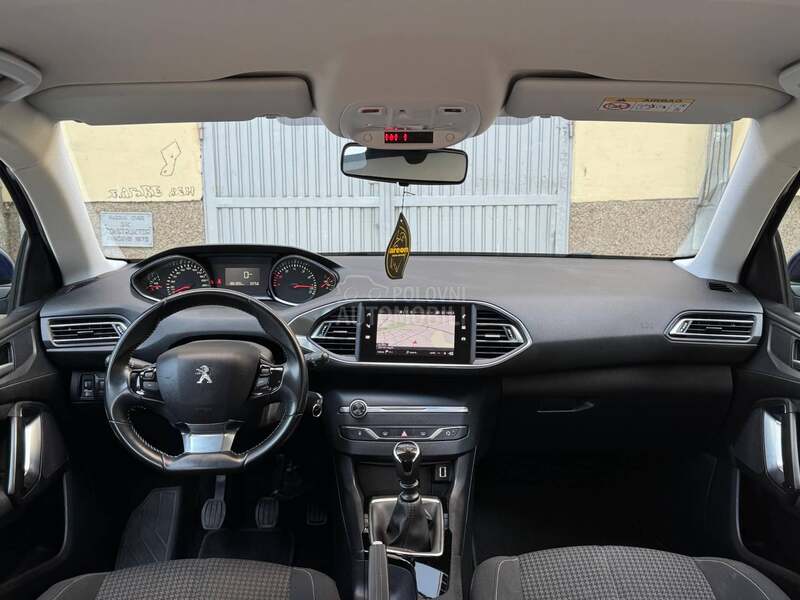 Peugeot 308 1.2 PureTech Led Nav