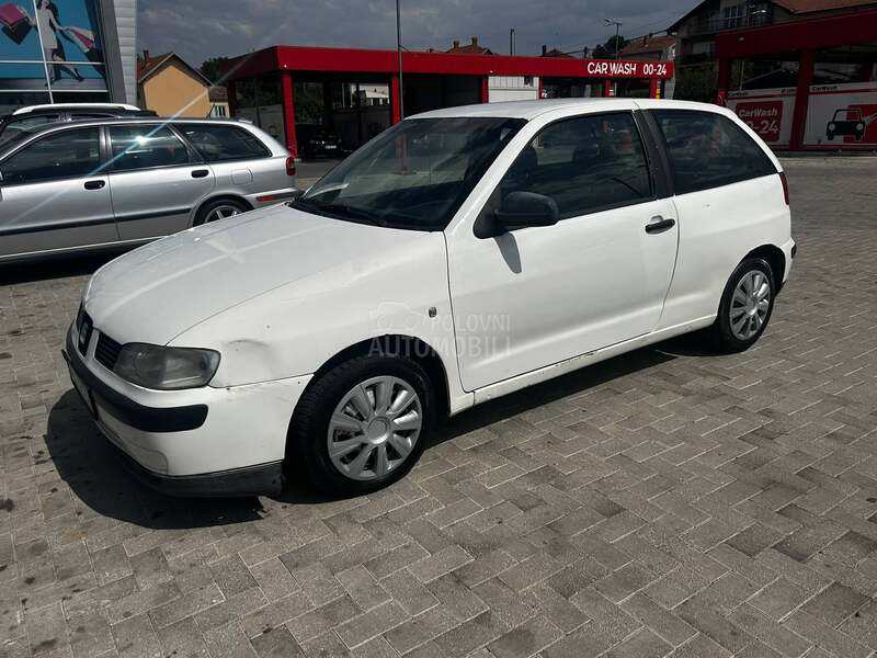 Seat Ibiza s d i   reggg