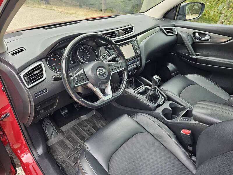 Nissan Qashqai 1.2b/TEKNA/ N0V