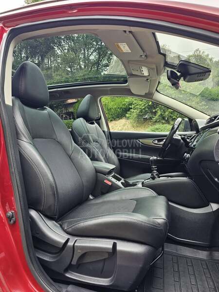 Nissan Qashqai 1.2b/TEKNA/ N0V