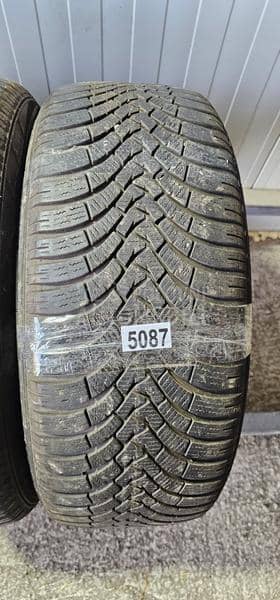 Falken 235/50 R19 Zimska