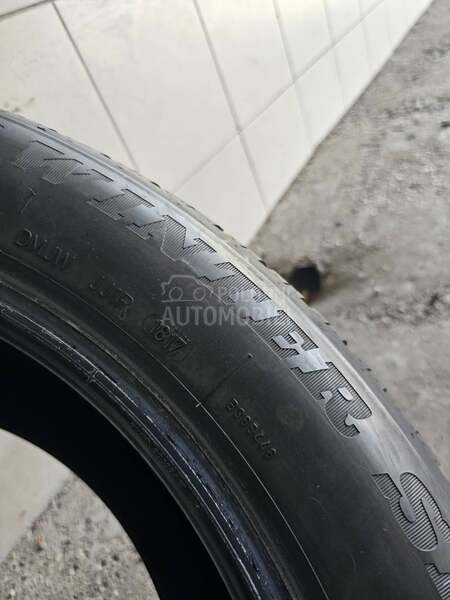 Dunlop 245/50 R18 Zimska