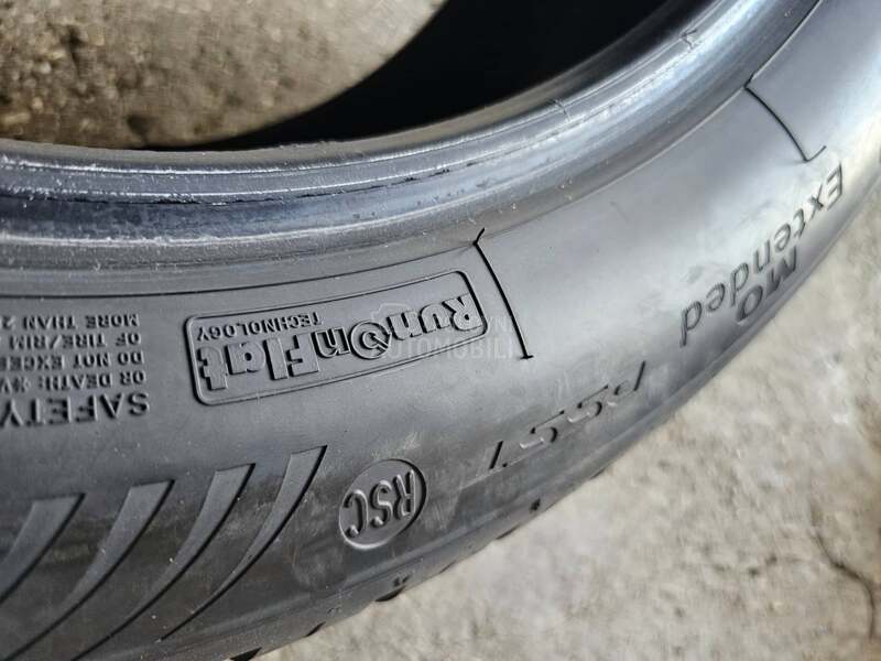 Dunlop 245/50 R18 Zimska
