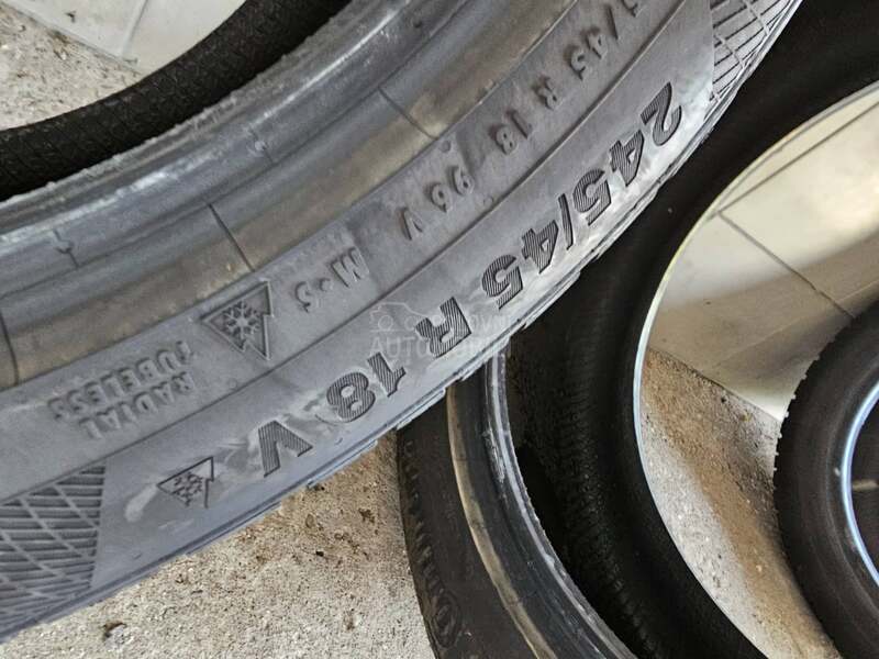 Continental 245/45 R18 Zimska