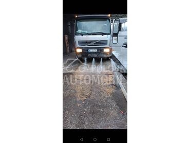Volvo Fl220