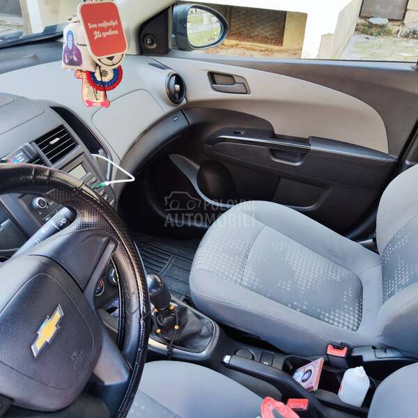 Chevrolet Aveo 