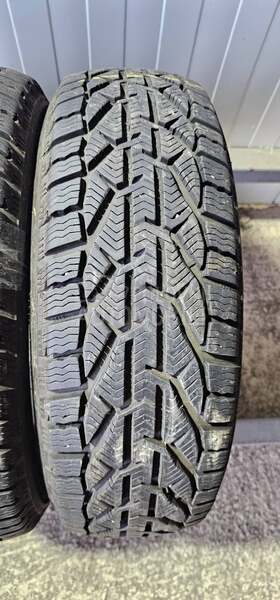 Riken 185/60 R15 Zimska