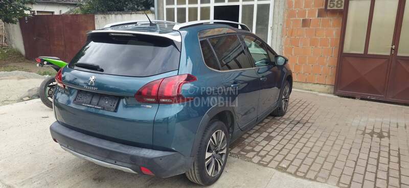 Peugeot 2008 GT LINE