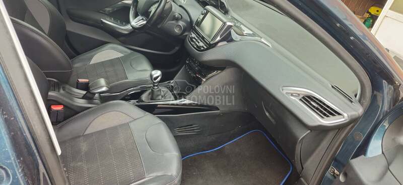 Peugeot 2008 GT LINE