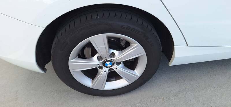 BMW 118 BMW 118i F20