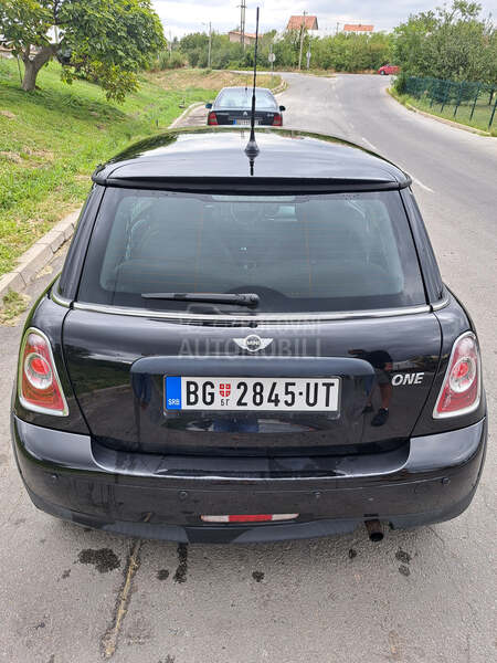 MINI Cooper ONE