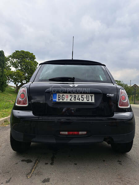 MINI Cooper ONE