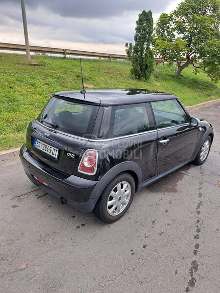 MINI Cooper ONE