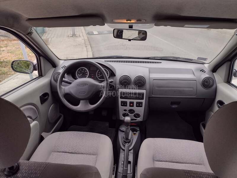 Dacia Logan 1.6 MPI