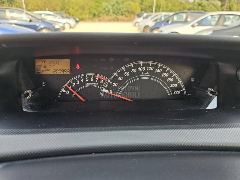 Daihatsu Materia 1,3 16V iz CH