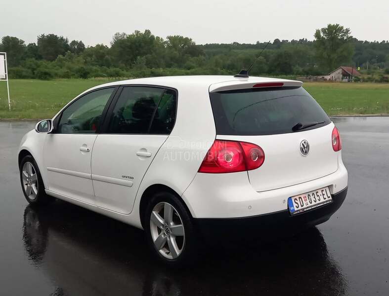 Volkswagen Golf 5 united