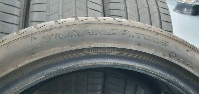 Bridgestone 255/40 R20 Letnja