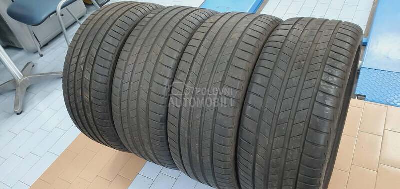 Bridgestone 255/40 R20 Letnja