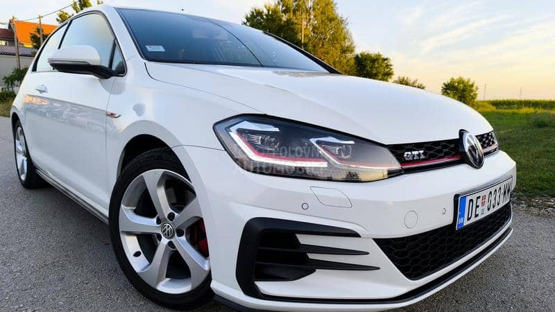 Volkswagen Golf 7 PERFORMANCE