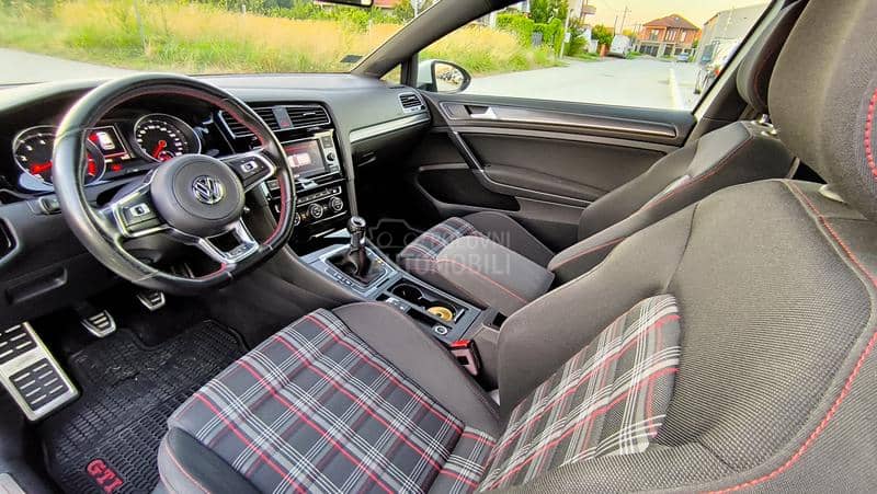 Volkswagen Golf 7 PERFORMANCE