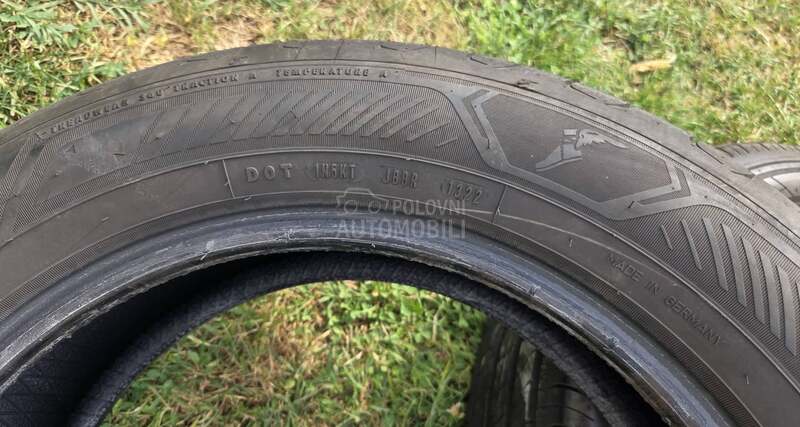 Goodyear 215/60 R17 Letnja