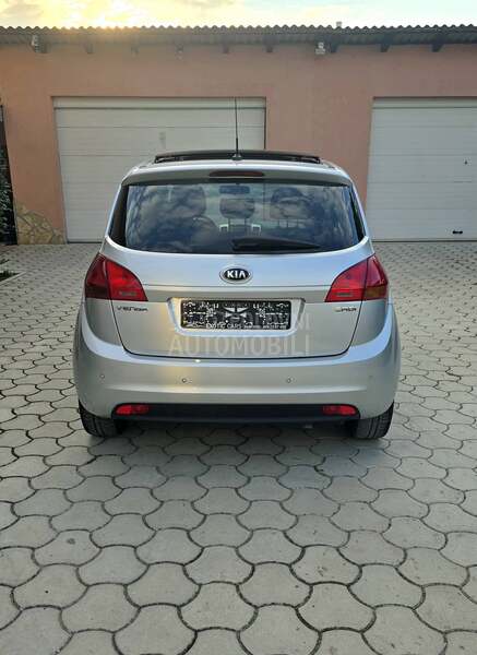 Kia Venga 1.4CRDI  P.A.N.O.