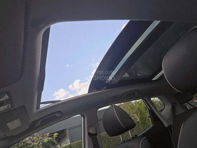 Kia Venga 1.4CRDI  P.A.N.O.
