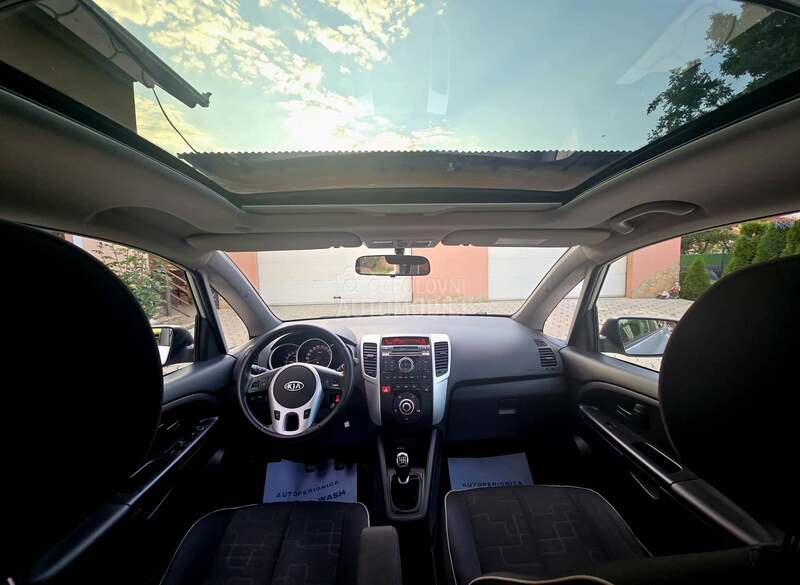 Kia Venga 1.4CRDI  P.A.N.O.