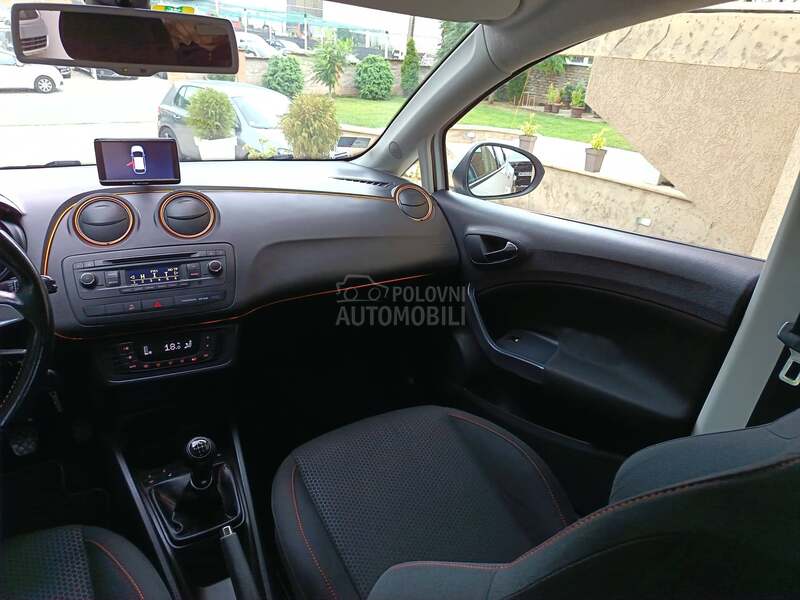 Seat Ibiza 1.2TSi FR/LED/NAV