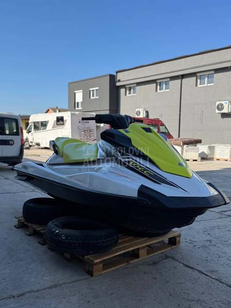 Yamaha VX 1100 WaveRunner
