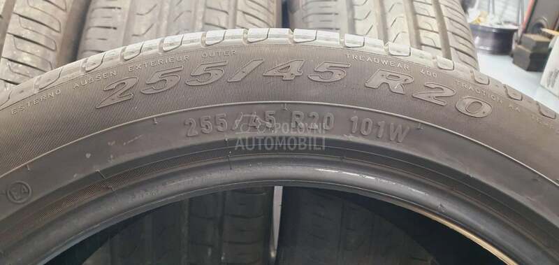Pirelli 255/40 R20 Letnja