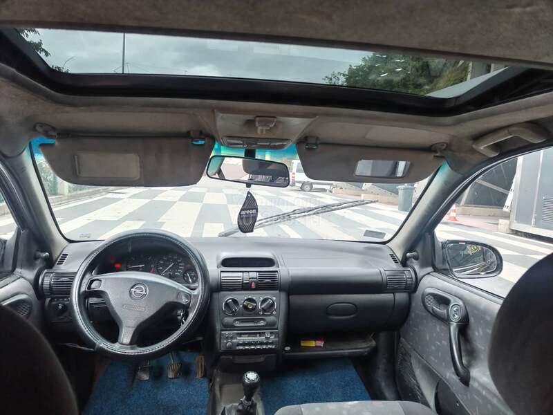 Opel Corsa B 1.5