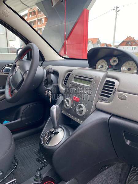 Lancia Ypsilon 1.3 matik