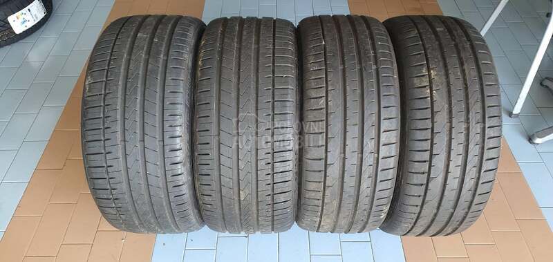 Falken 235/30 R20 Letnja