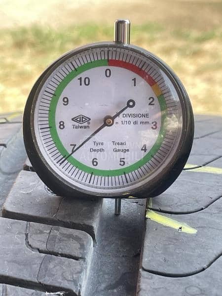 Pirelli 275/40 R21 Letnja