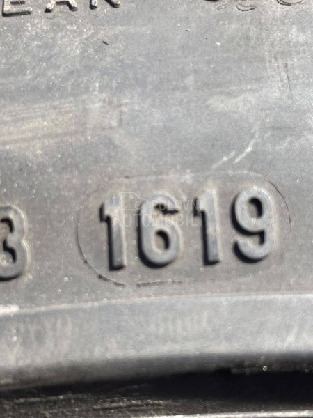 Pirelli 315/35 R21 Letnja