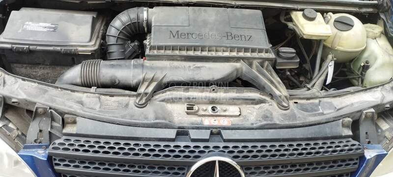 Mercedes Benz Vito 111 MIXTO  6 Sedista