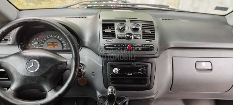 Mercedes Benz Vito 111 MIXTO  6 Sedista