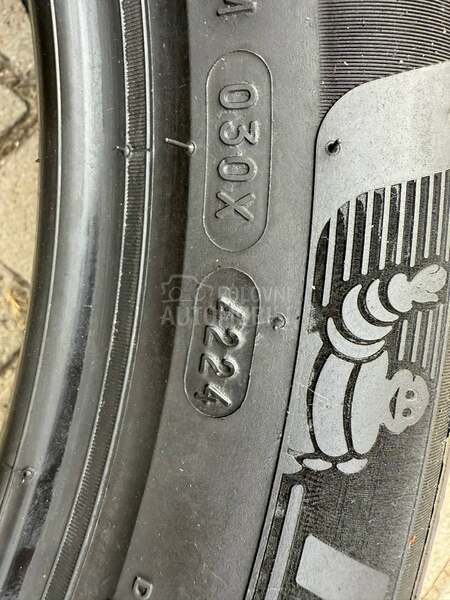 Michelin 235/50 R19 Letnja
