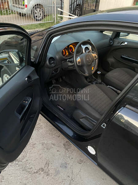 Opel Corsa D 1.4