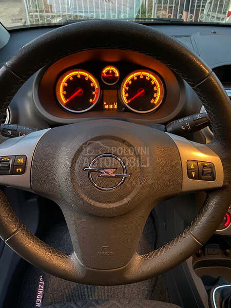 Opel Corsa D 1.4