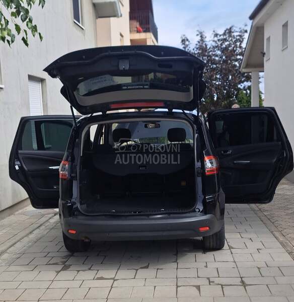 Ford S-Max TITANIUM 2.0 D