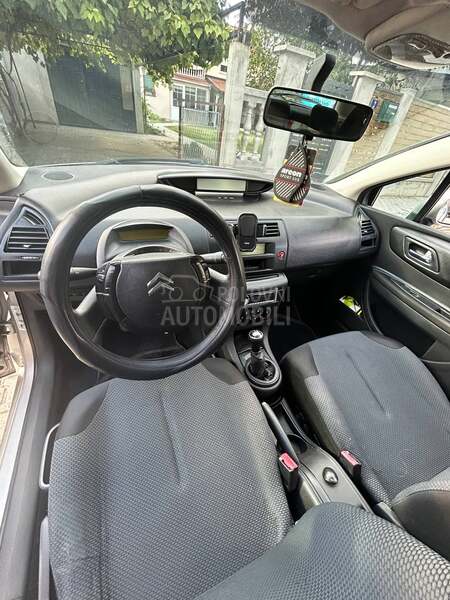 Citroen C4 