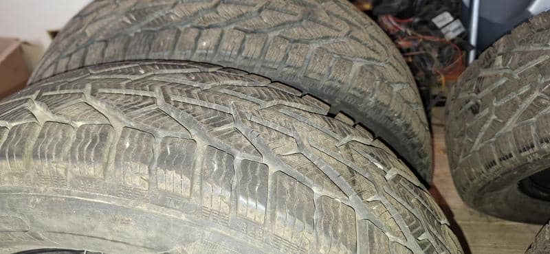 Tigar 205/60 R16 Zimska