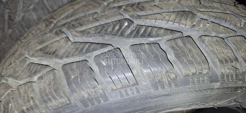 Tigar 205/60 R16 Zimska