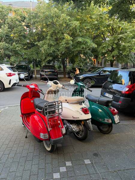 Vespa p200