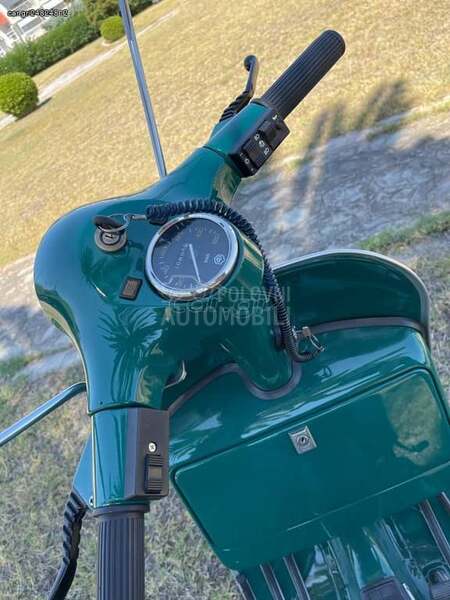 Vespa p200