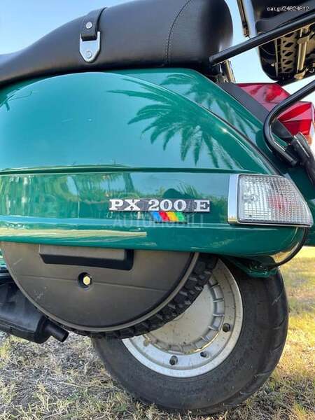 Vespa p200