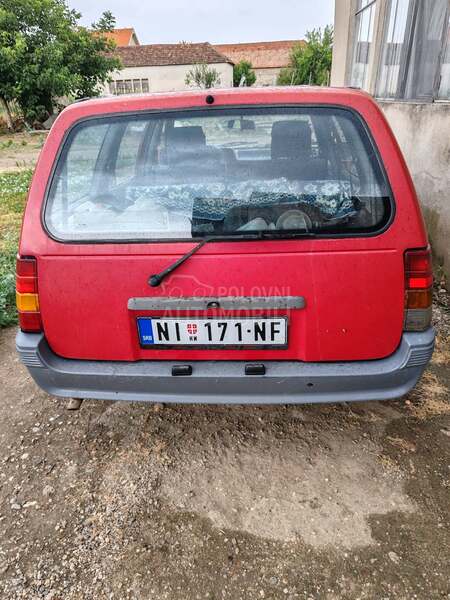 Opel Kadett 1.6 i